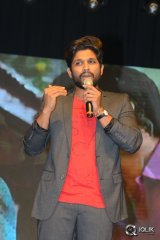 Oka Manasu Movie Audio Launch